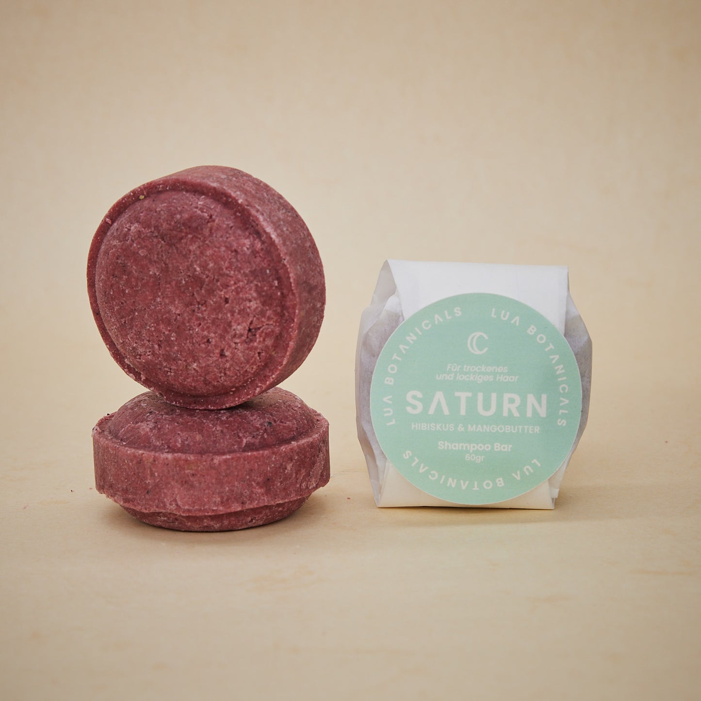 Festes Shampoo „SATURN“ für trockenes und lockiges Haar – mit Hibiskus und Mangobutter